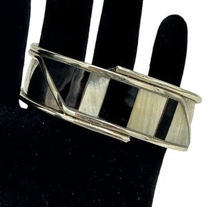 Bracelet silver, black and white‎ cuff bracelet